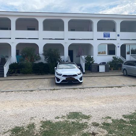 Apartmani Dragicevic ヴィル エクステリア 写真