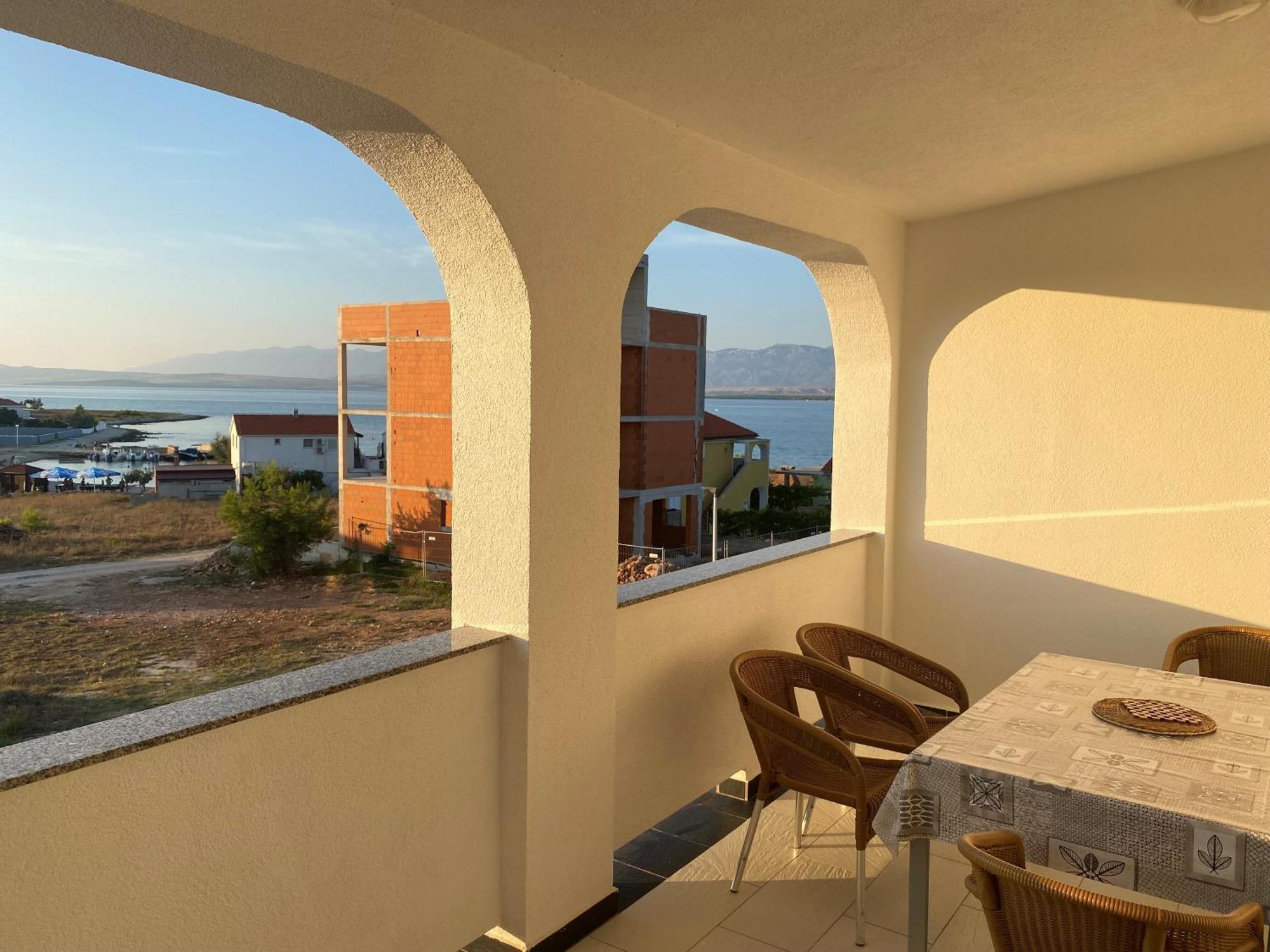 Apartmani Dragicevic ヴィル エクステリア 写真